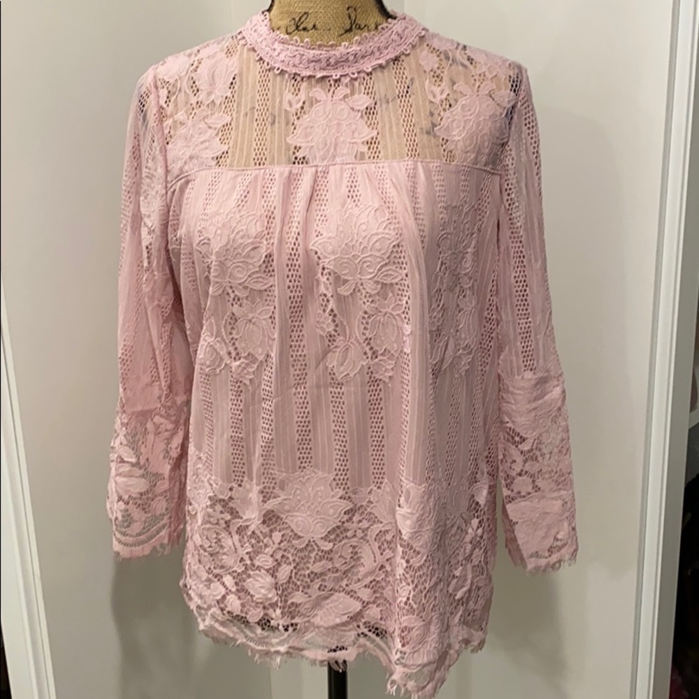 NWT NY&C lace top Size M
